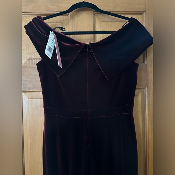 Brand New AQUA Velvet Burgundy Evening Gown - Picture 3 of 5